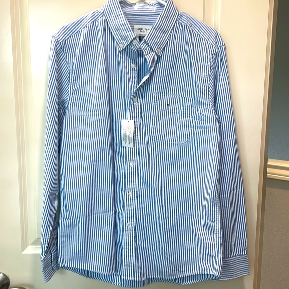 Men’s American Eagle button down oxford striped shirt size M
